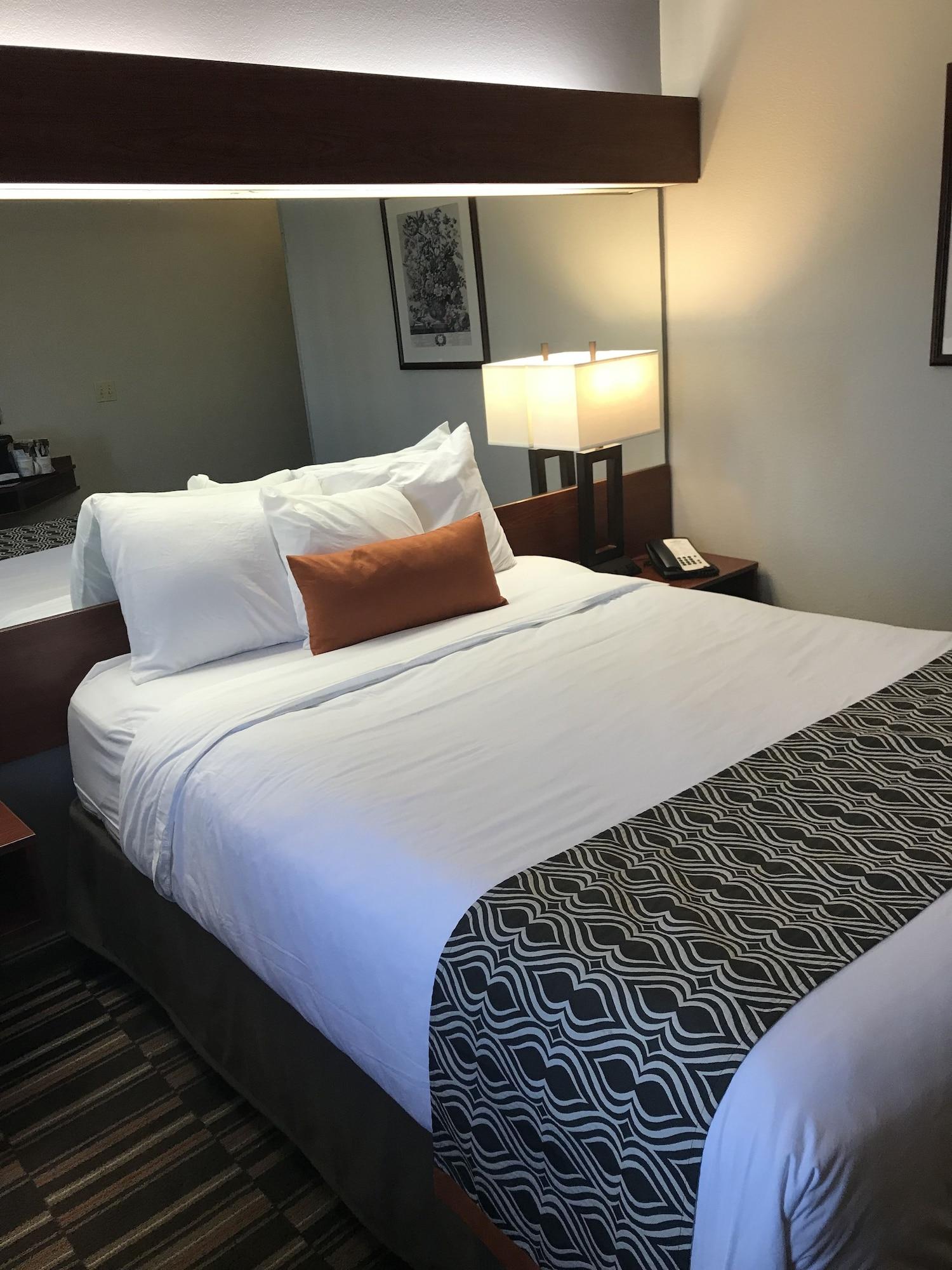 Microtel Inn & Suites Urbandale Eksteriør billede