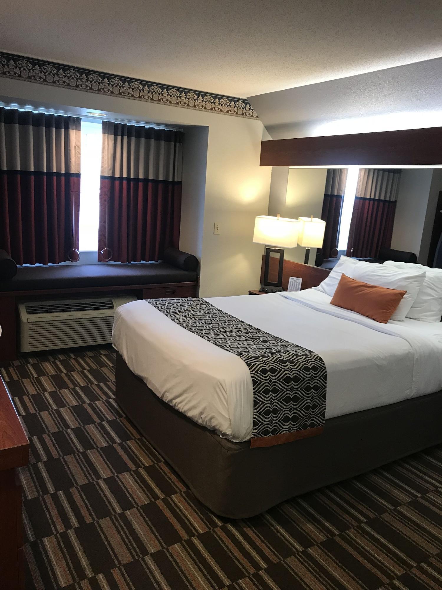 Microtel Inn & Suites Urbandale Eksteriør billede