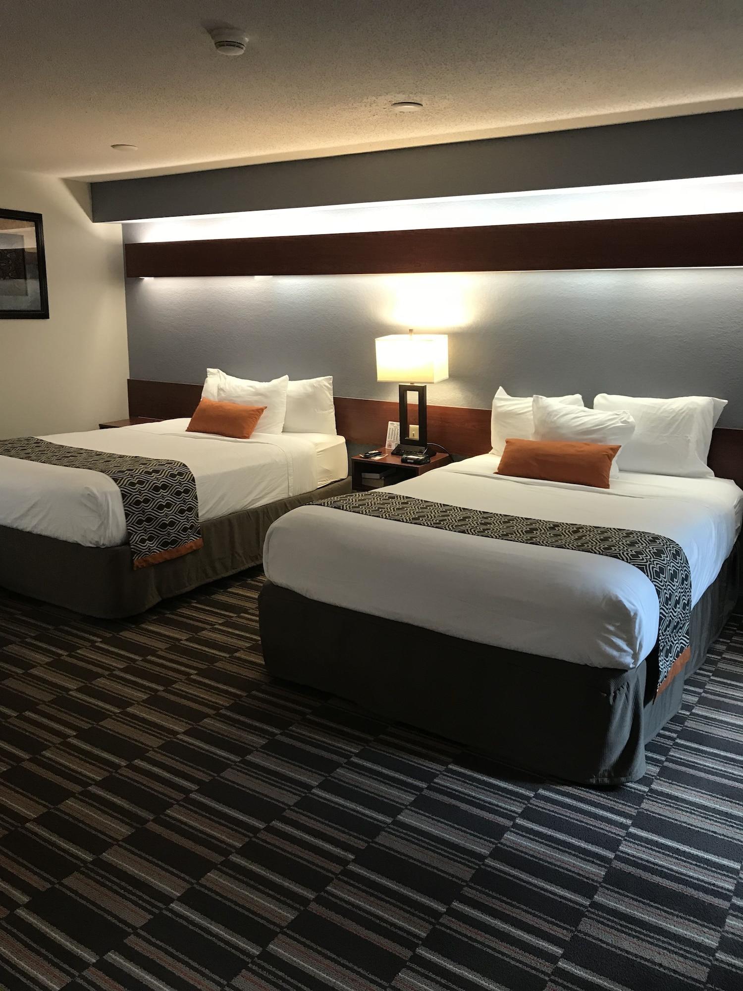 Microtel Inn & Suites Urbandale Eksteriør billede