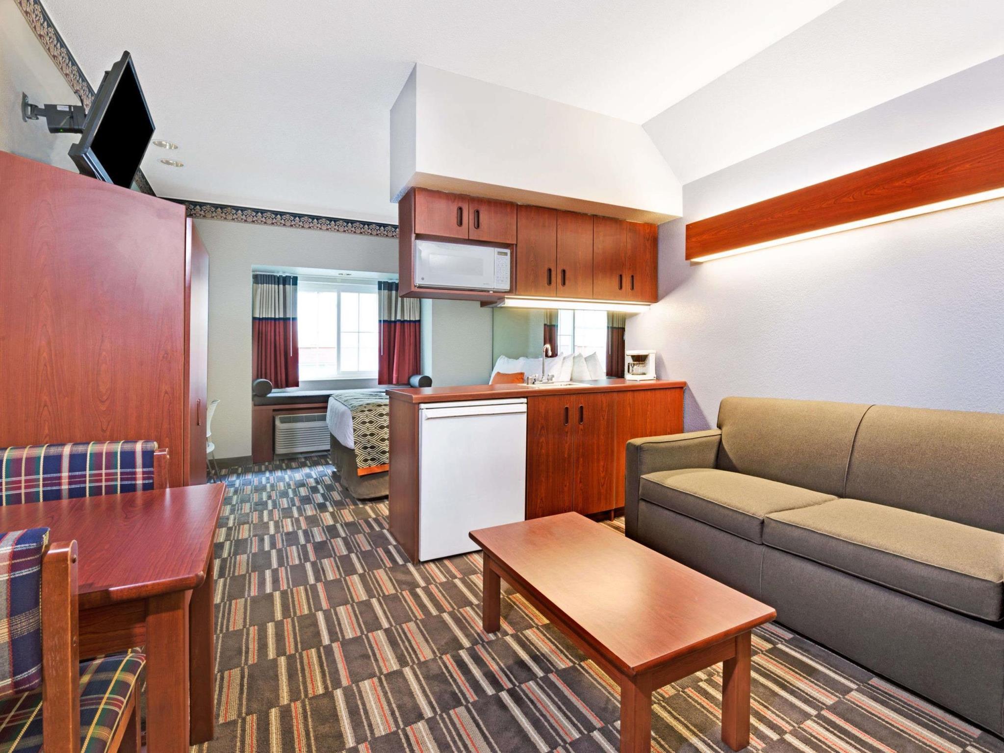Microtel Inn & Suites Urbandale Eksteriør billede